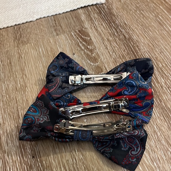Paisley Clip bows - Picture 2 of 2
